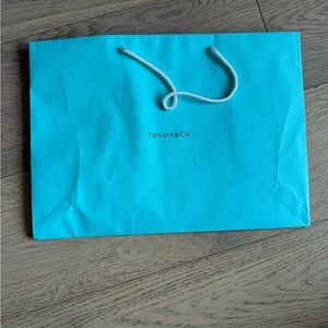 Tiffany shopping bag